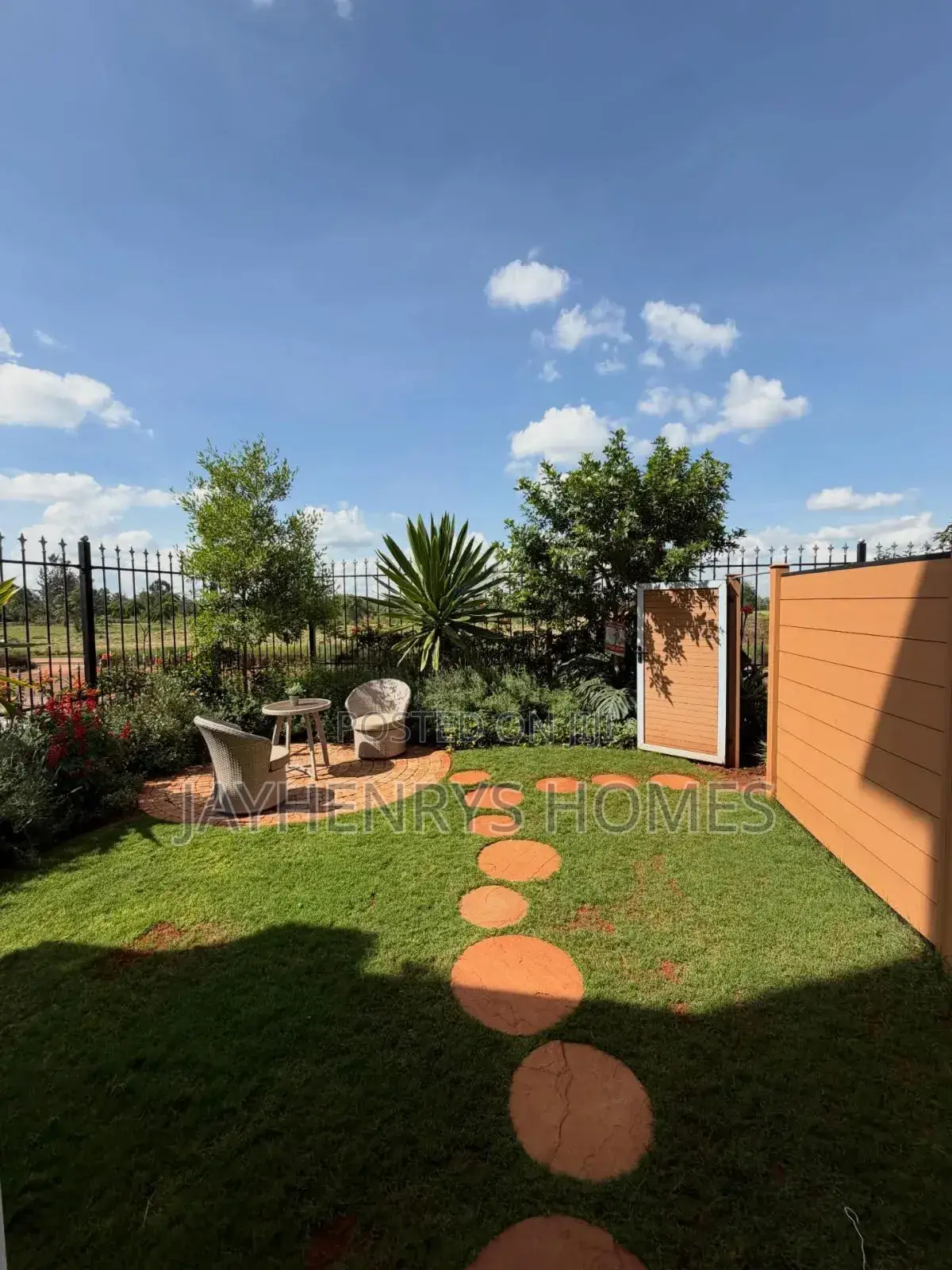 3bdrm Maisonette in Old Junction for sale