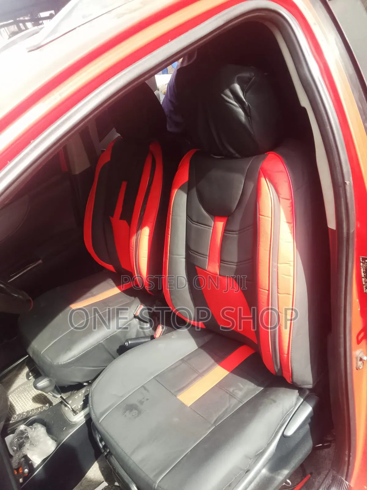 5 Seater Car Fitted With Premium Executive Leather Seat Covers