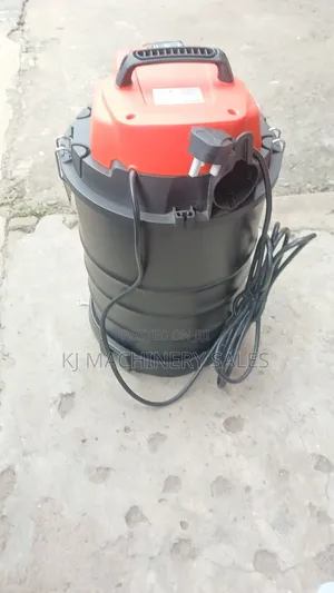Industrial Vacuum Cleaner 30l