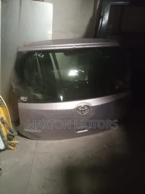 Toyota Passo Boon Tailgate