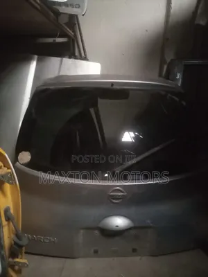 Nissan March Tailgate Trunk