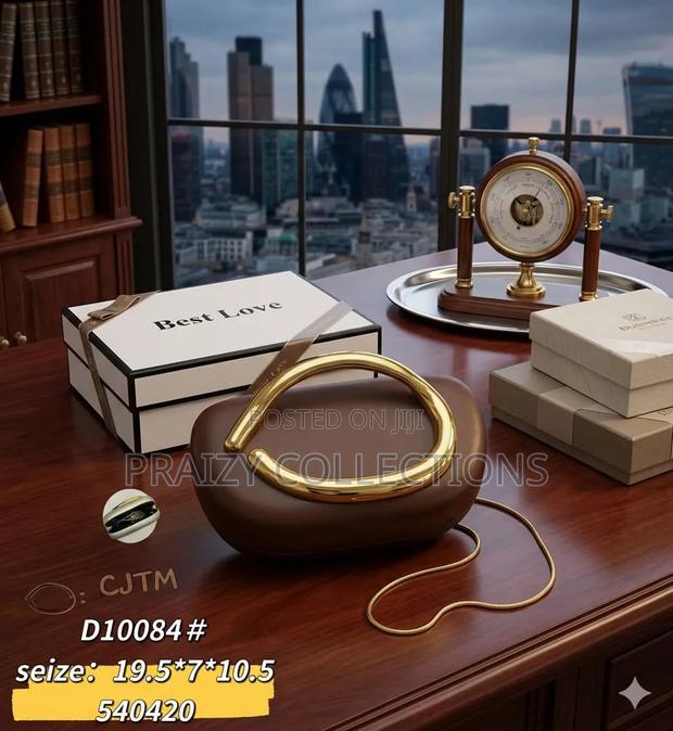 Classy Clutch Bag - thumbnail 6