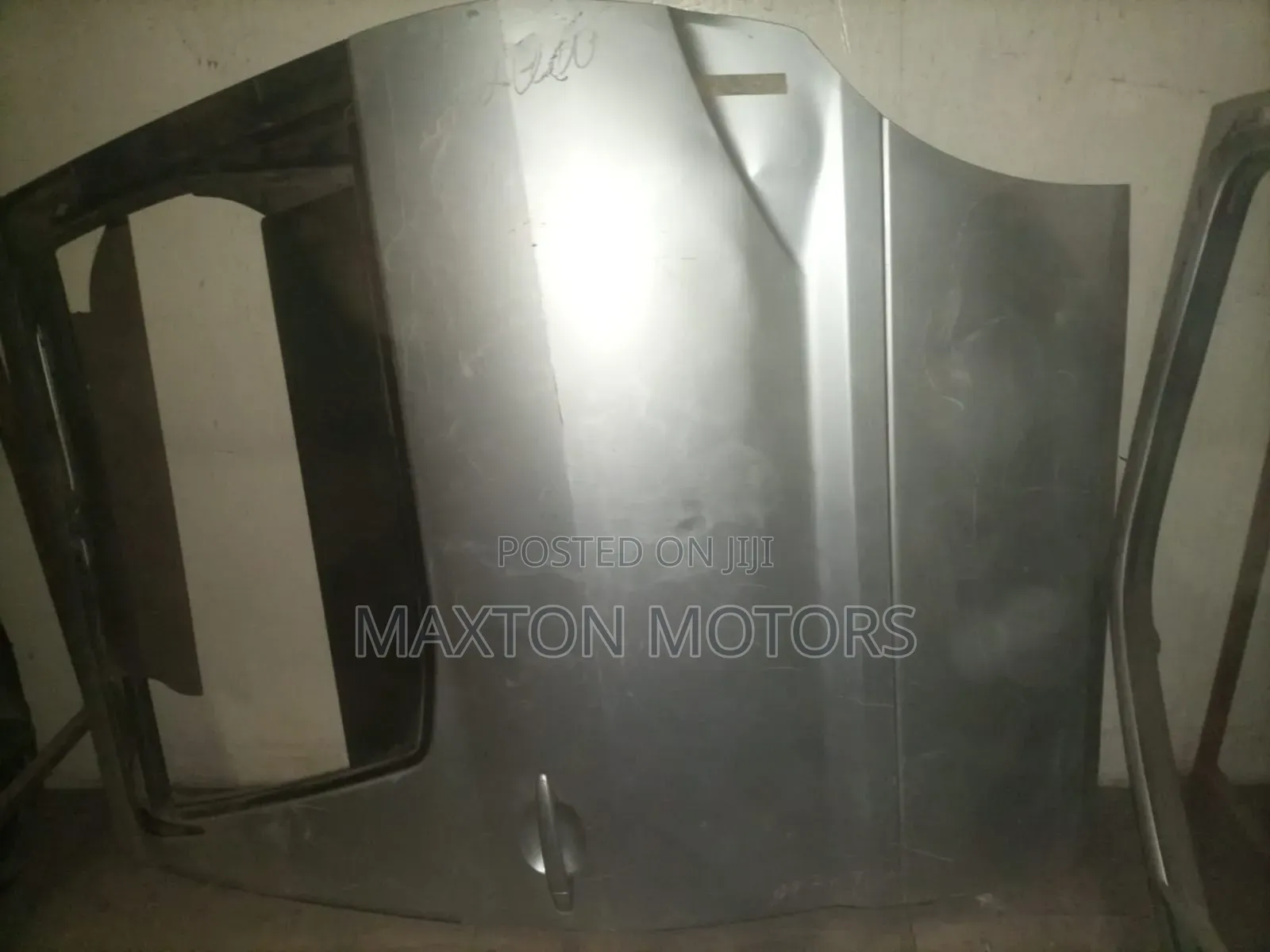 Toyota Alphard Slinding Door