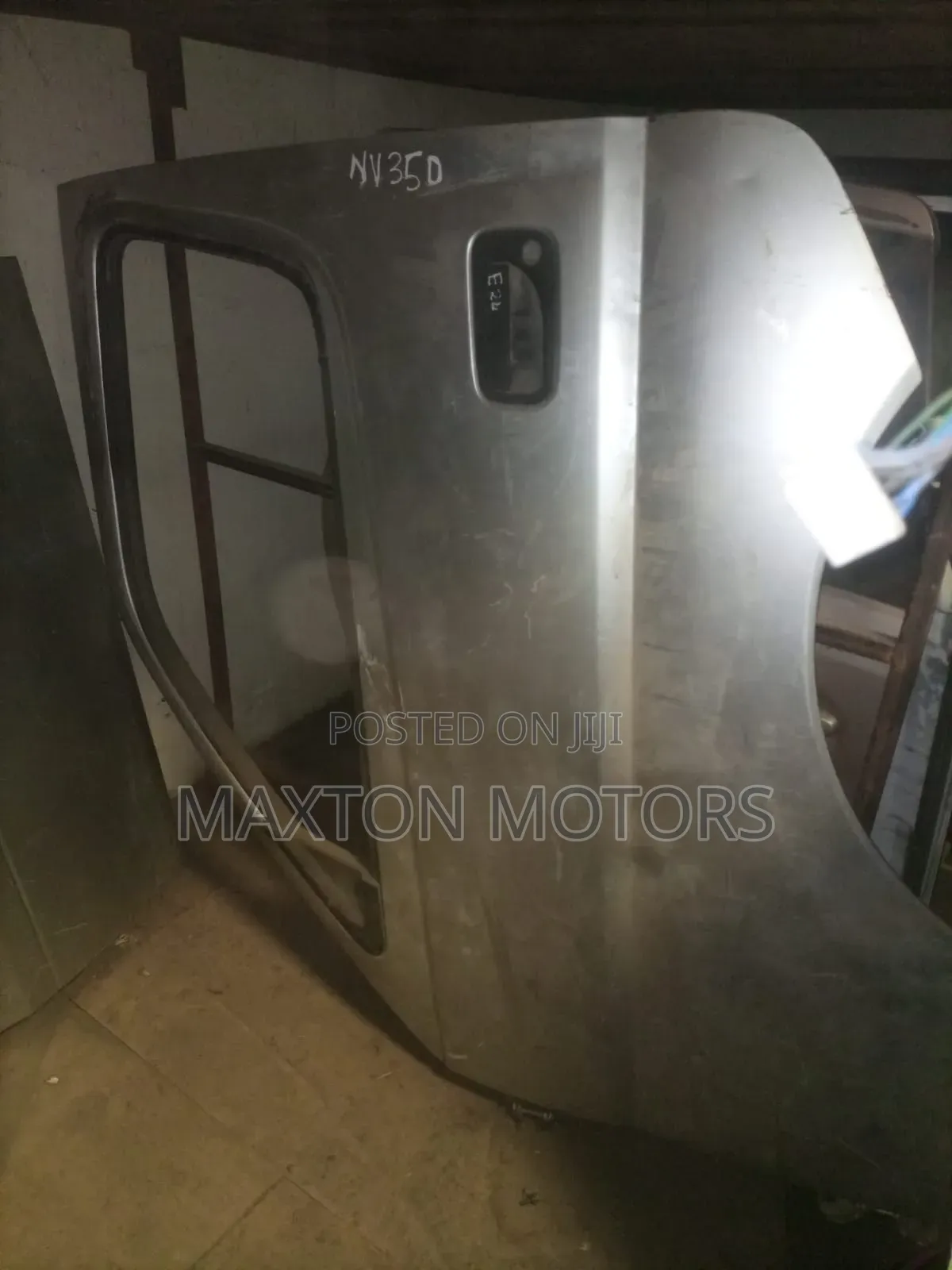 Nissan Caravan Door E25