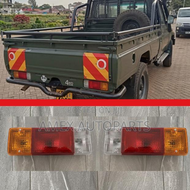 Toyota Land Cruiser Fj75 Hzj79 P Up Tail Lights