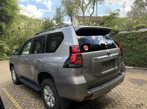 Toyota Land Cruiser Prado 2.8 2019 Brown