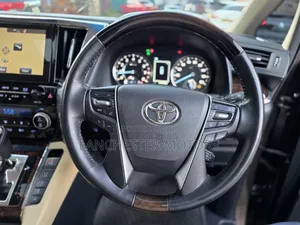 Toyota Alphard 2018 Brown