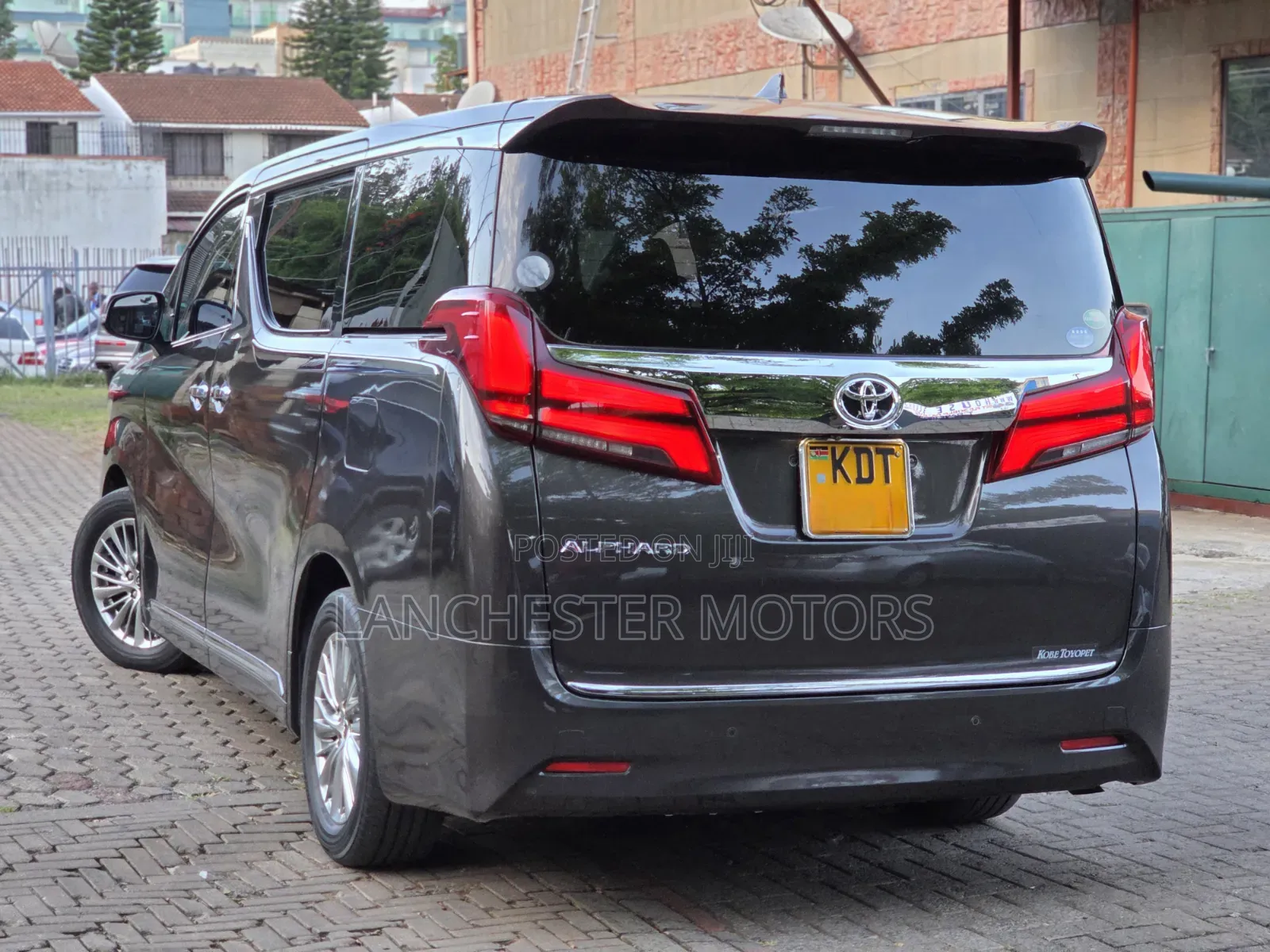 Toyota Alphard 2018 Brown