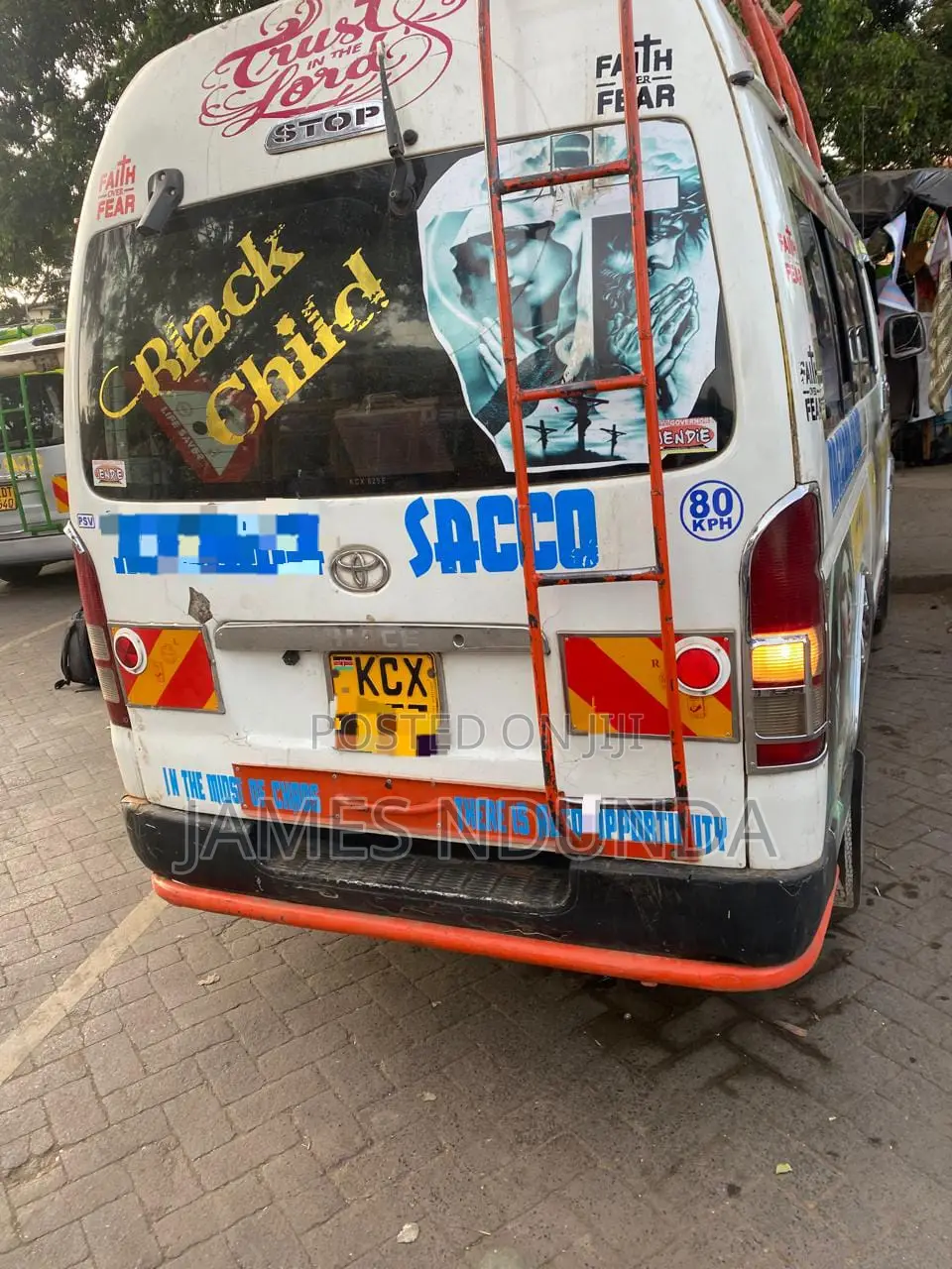 Toyota HiAce 2003 White