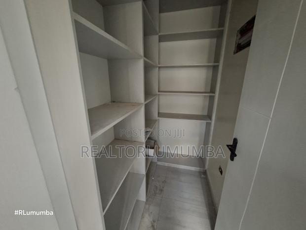 4bdrm House in Gateway Mall Area for rent - thumbnail 12