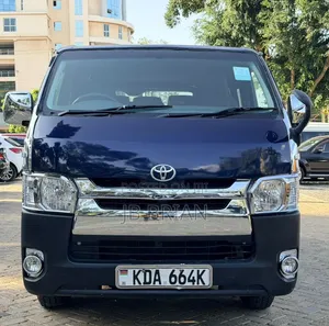 Toyota HiAce 2014 Blue
