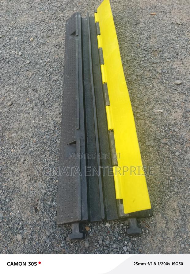 2-channel Rubber Cable Protector/Guard
