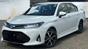 Toyota Axio 1.5 Hybrid 2WD 2019 White