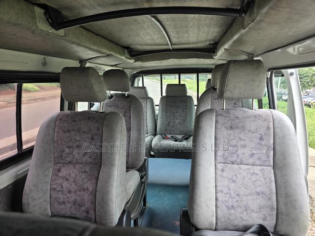 Toyota HiAce 2015 White - thumbnail 6