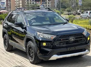 Toyota RAV4 Adventure 2019 Black