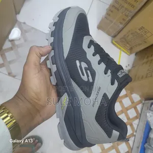 Sketchers Shoes