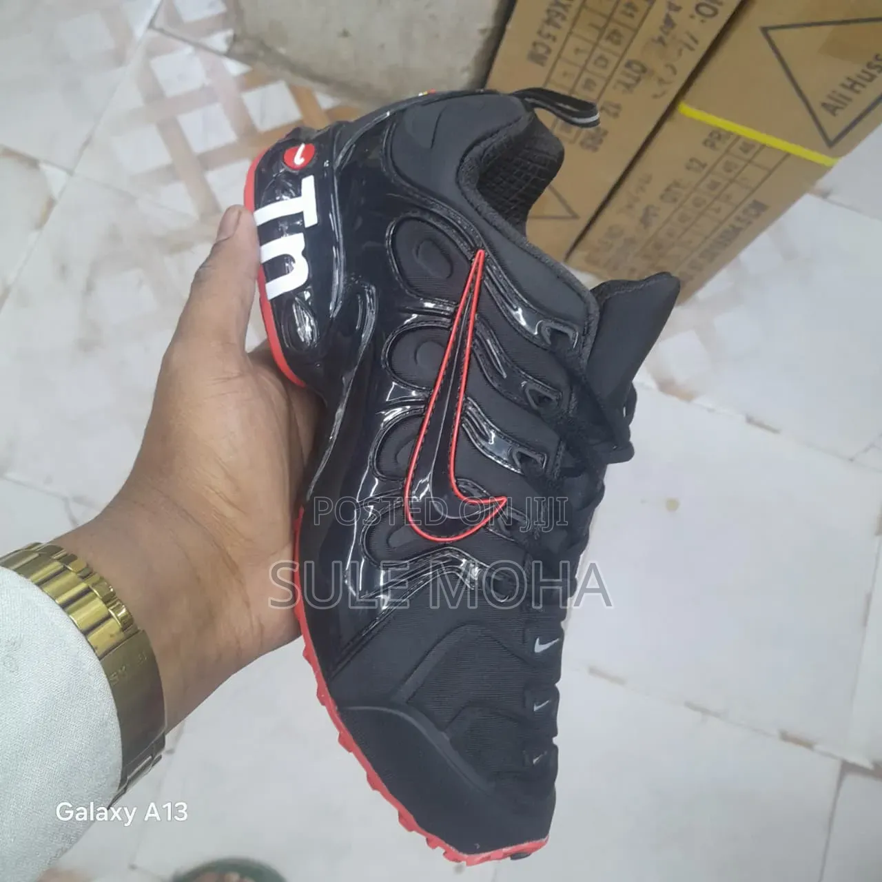 Sketchers Shoes