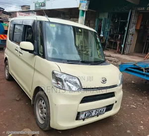 Daihatsu Tanto 2017 Brown