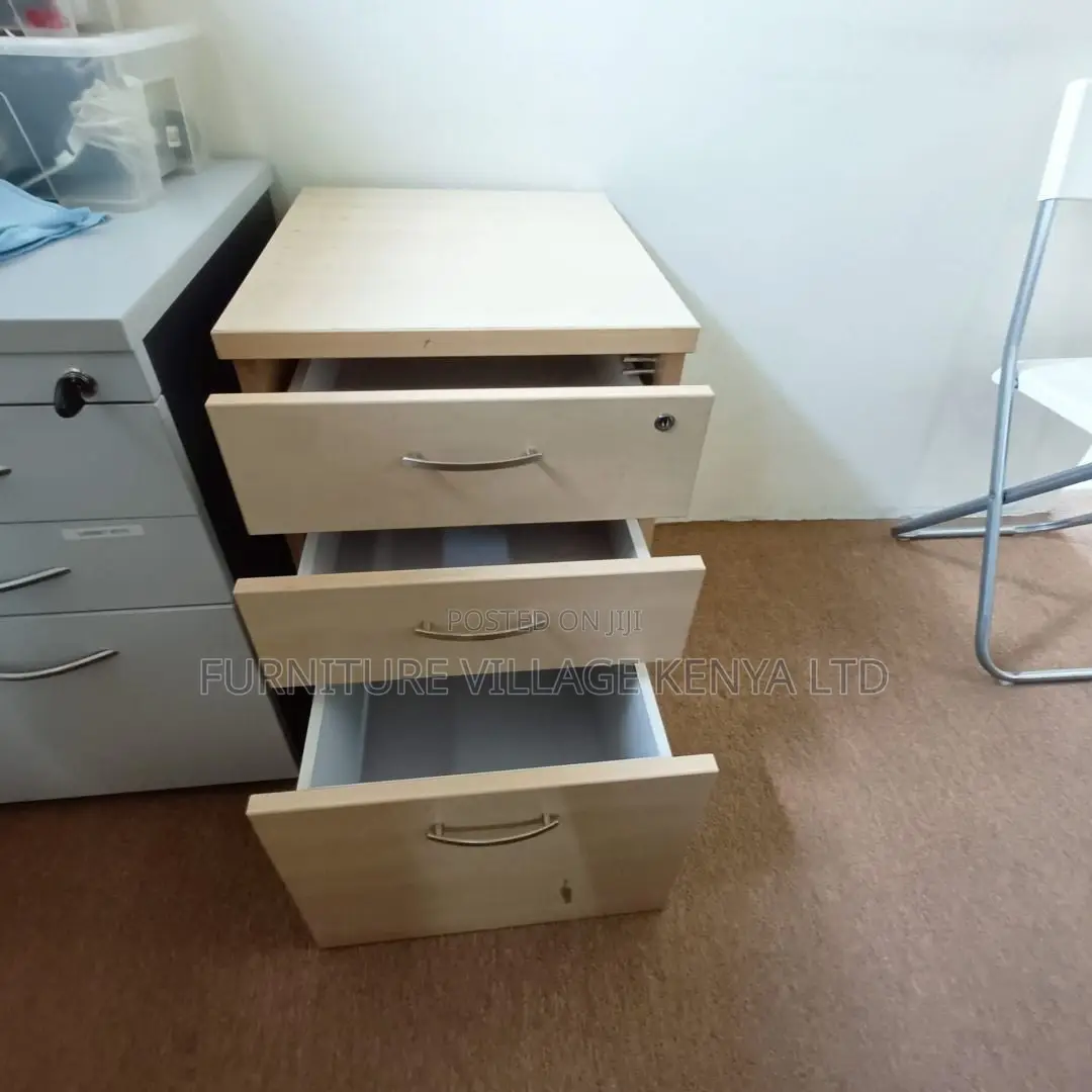 Customized Mobile 3-Drawer Pedestal File Cabinet