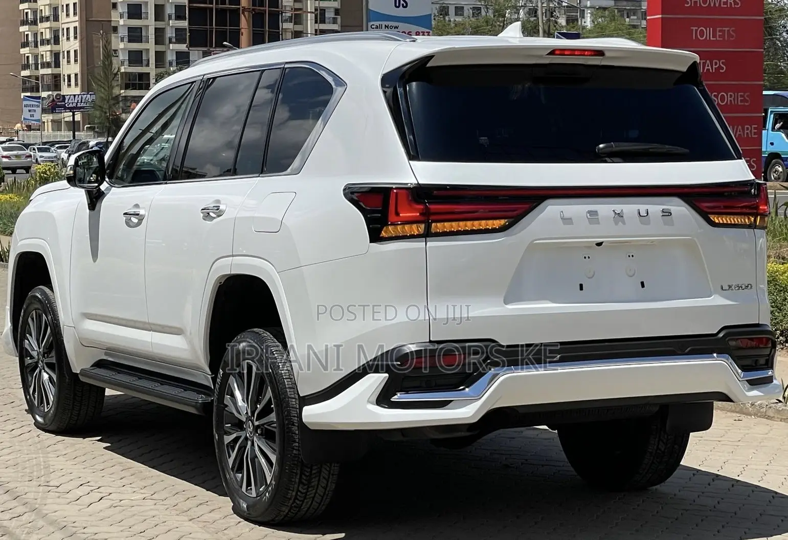 Lexus LX 600 2022 White