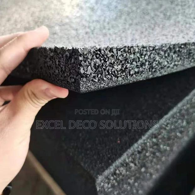 Heavy Duty Rubber Gym Mat – Strong Flooring for Intense Workouts