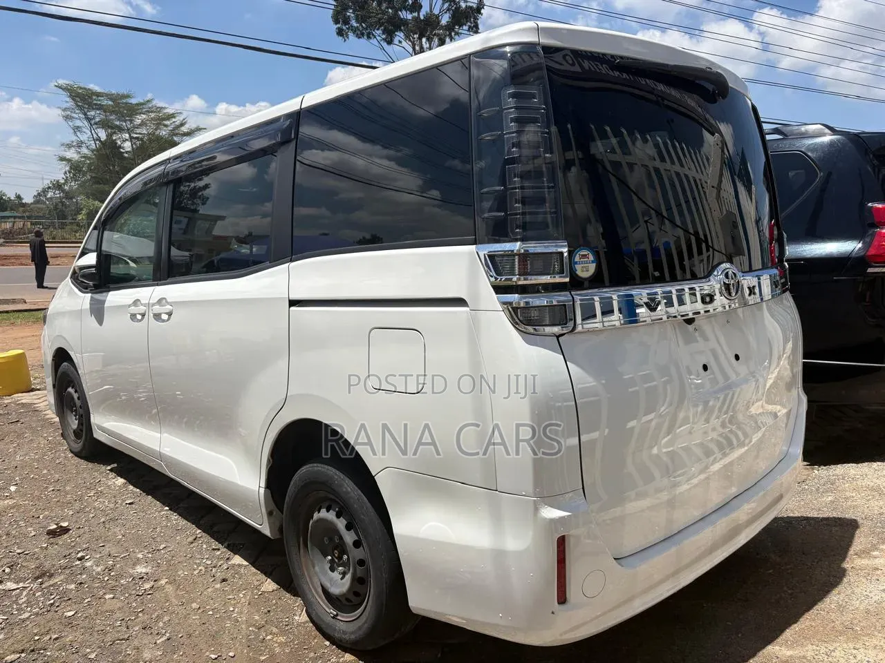 Toyota Voxy 2019 Pearl