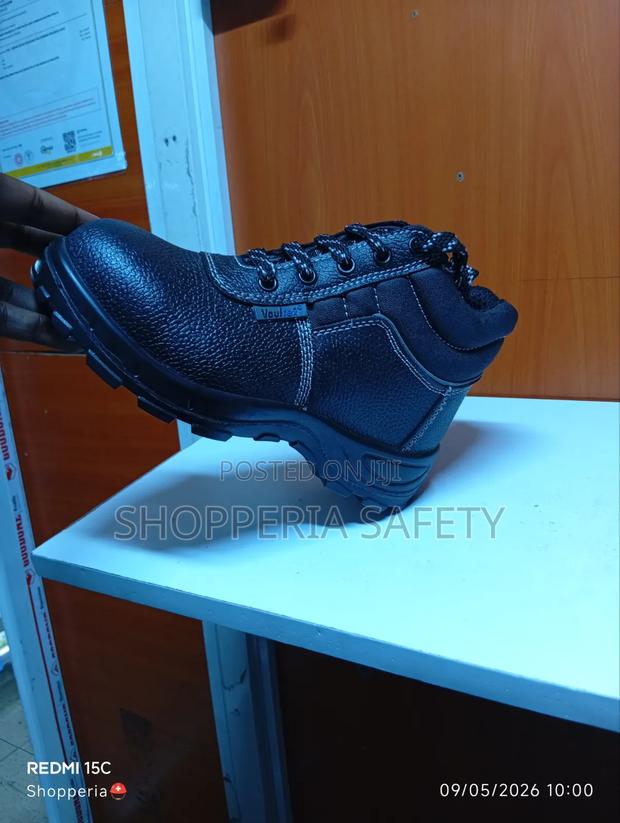 Safety Shoes - thumbnail 2