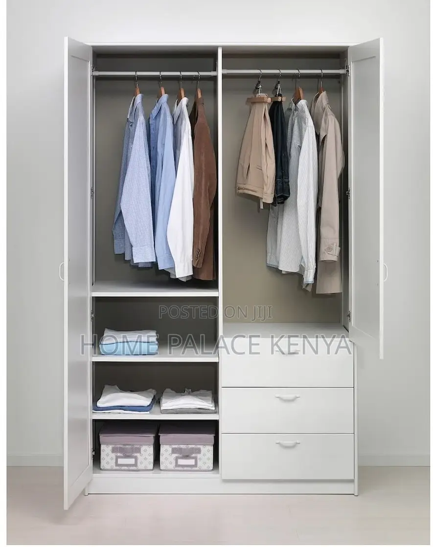 Bedroom Wardrobe: 2 Door Wooden Wardrobe