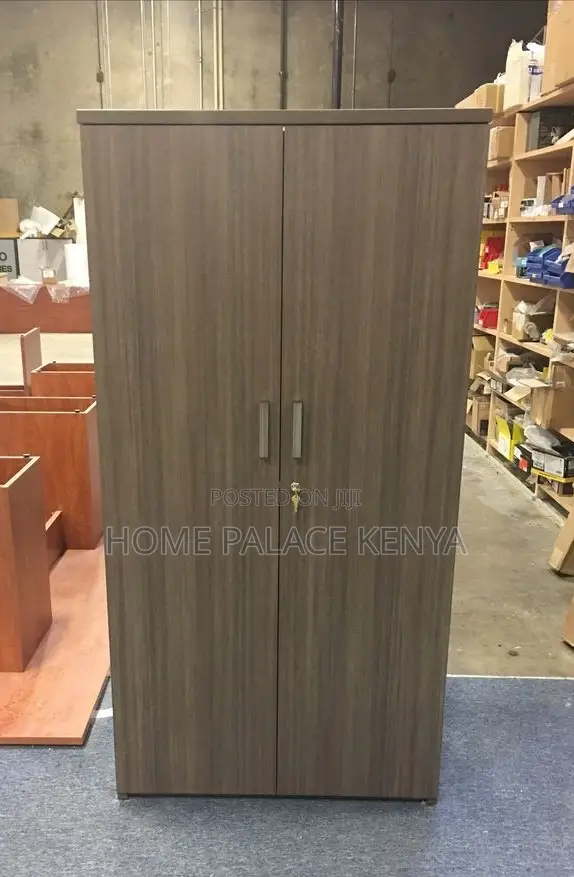 Bedroom Wardrobe: 2 Door Wooden Wardrobe
