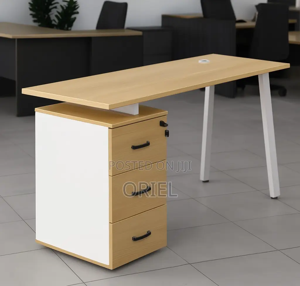 Office Desk : Office 1.4m Staff Productivity Desk