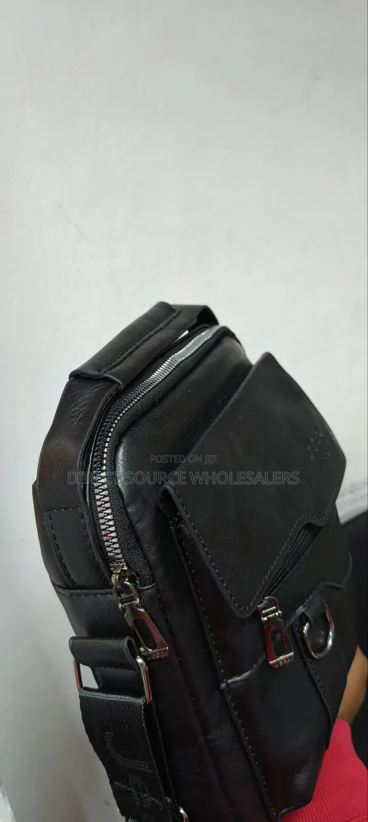 Jeep Compact Everyday Carry Shoulder Bag
Jeep Business Travel Bag