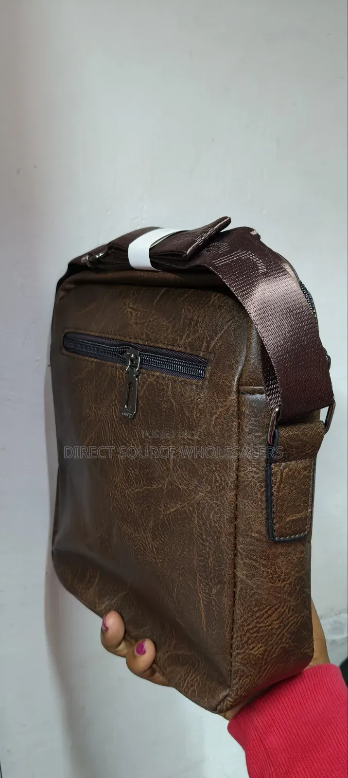 Jeep Side Bag for Men Women
Jeep Stylish Crossbody Sling Bag