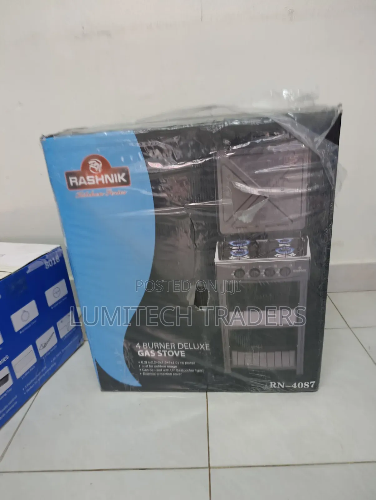 Rashnik 4 Burner Deluxe Gas Stove With Shelves