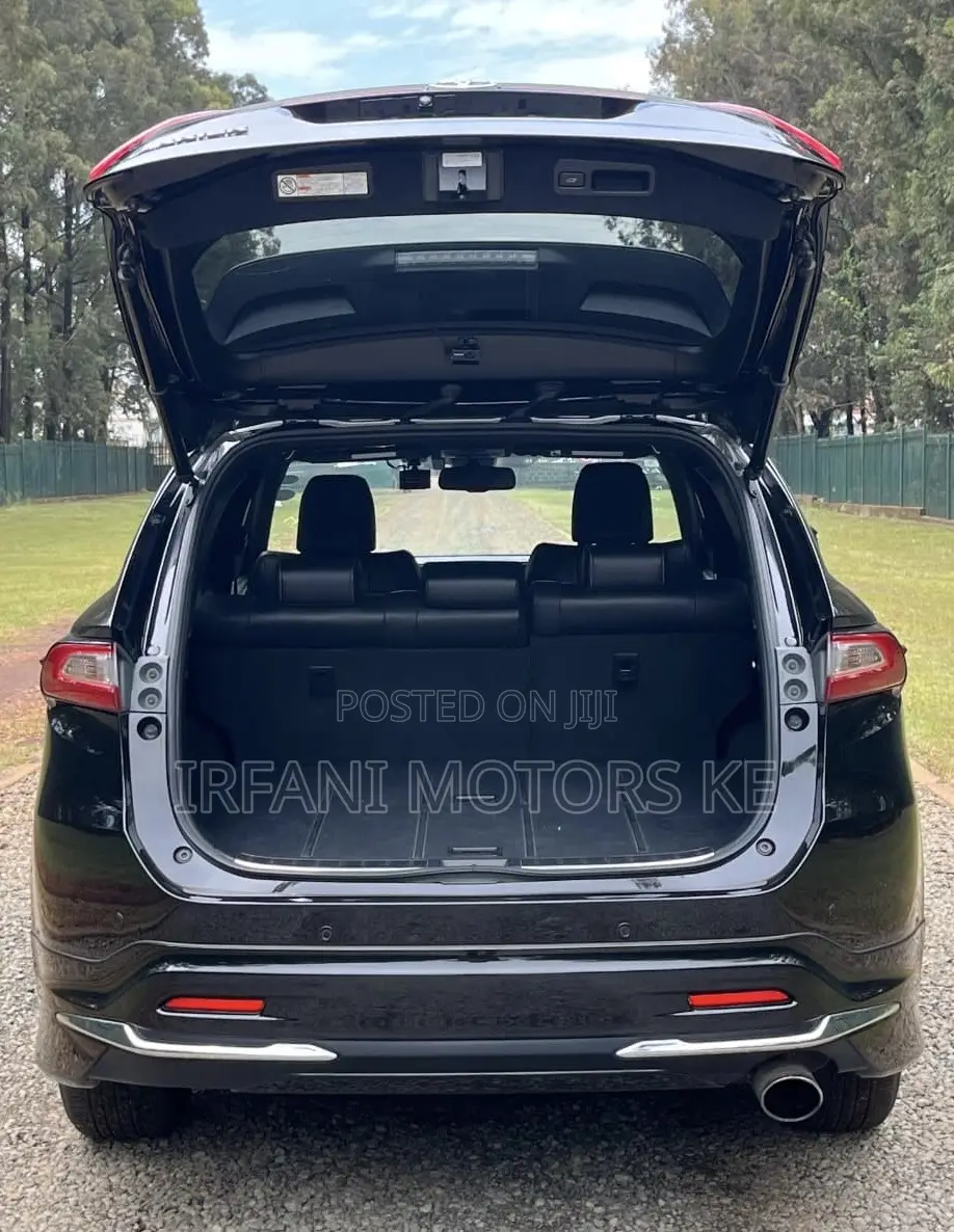 Toyota Harrier 2.0 2019 Matt Black