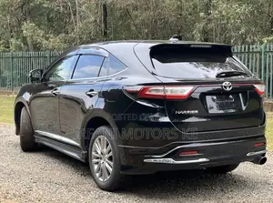 Toyota Harrier 2.0 2019 Matt Black