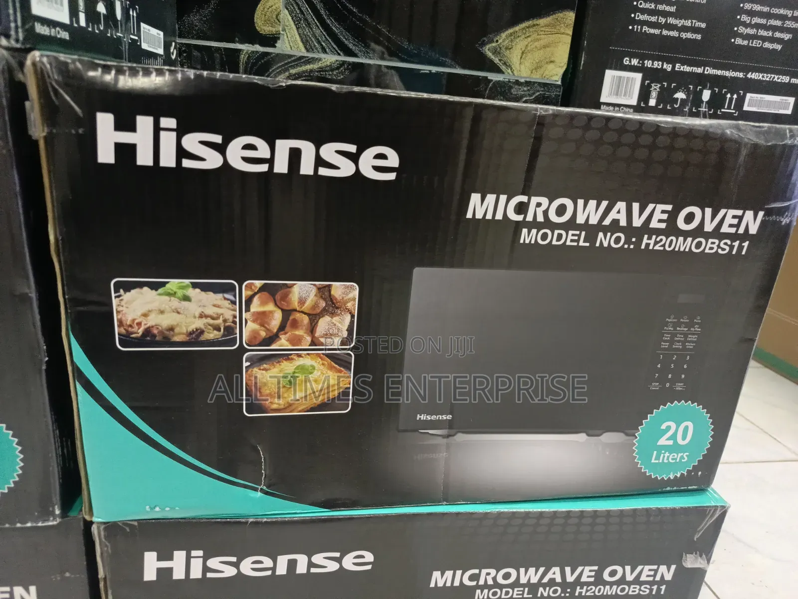 Hisense Digital Microwave 20 Liters Black