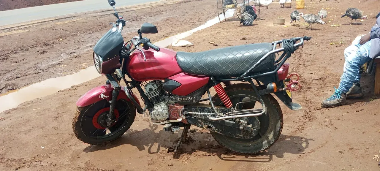 TVS HLX 125 2014