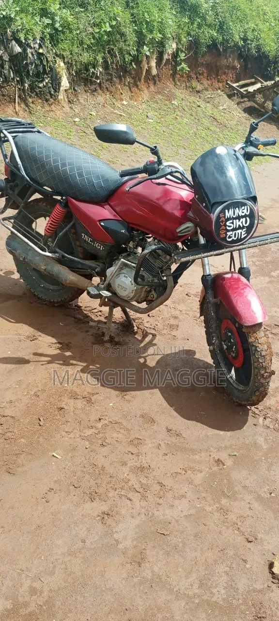 TVS HLX 125 2014