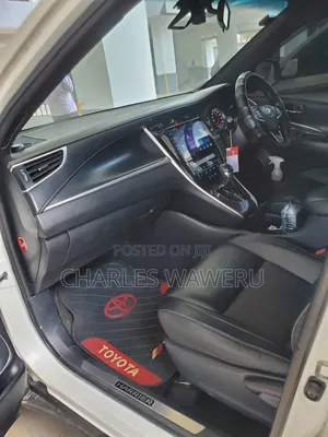 Toyota Harrier 2.0 2014 White