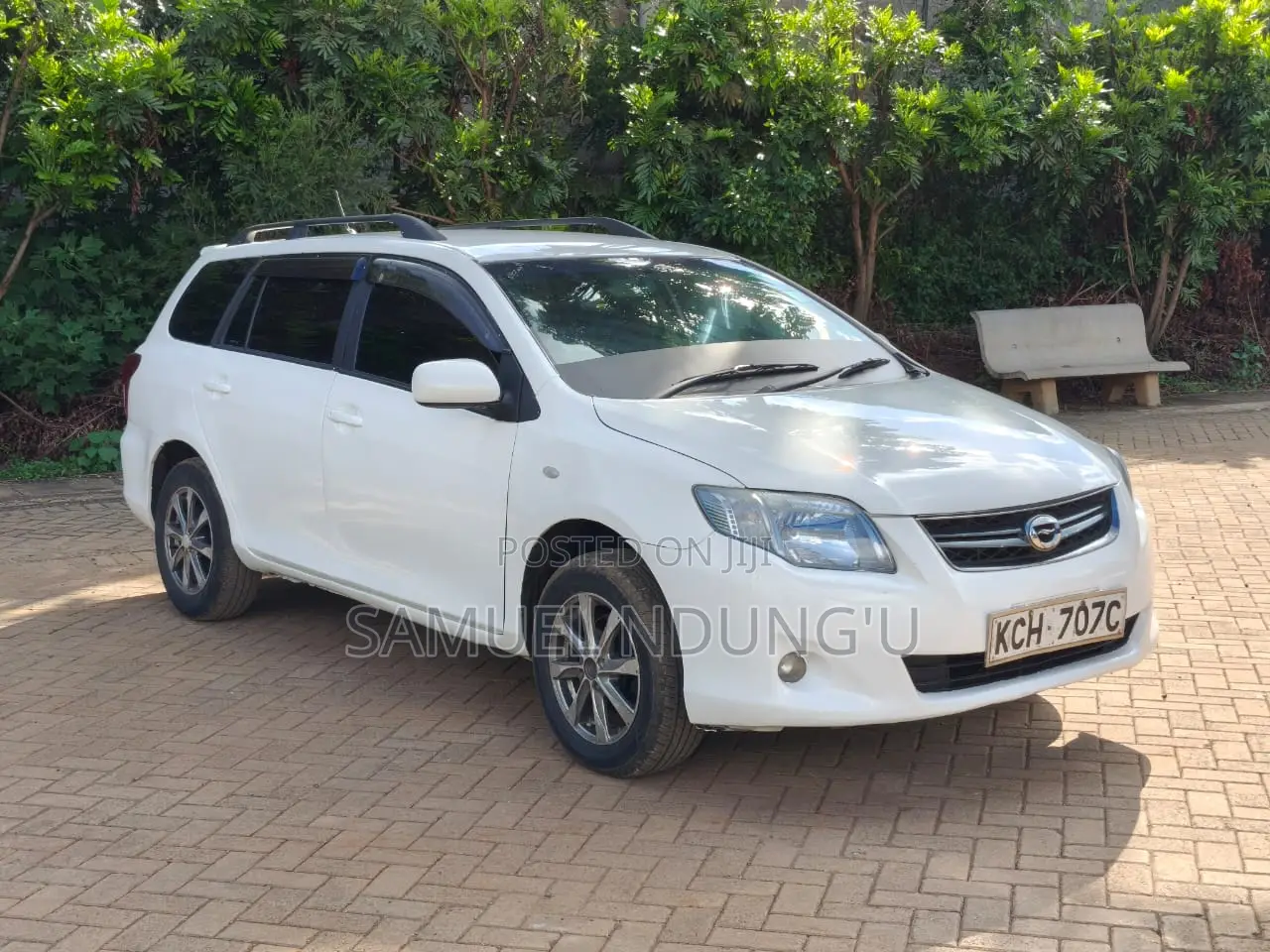 Toyota Corolla Fielder 2010 White