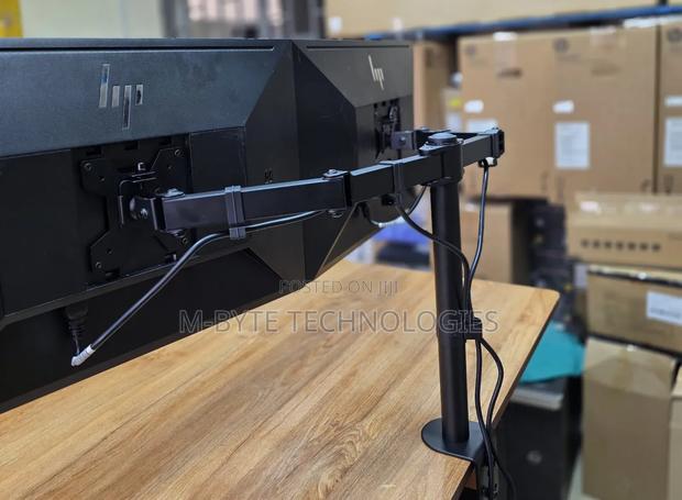 Dual Monitor Mount
