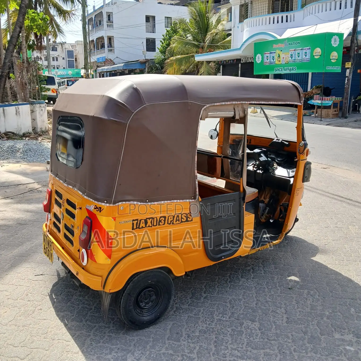 Bajaj RE 2022 Yellow