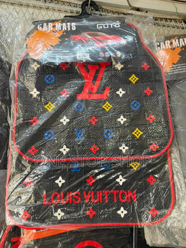 Louis Vuitton Monogram Pattern Waterproof Car Floor Mats - main view