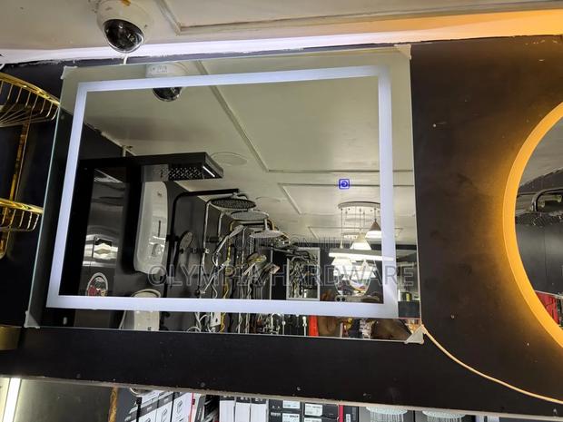 Led Mirror 80x60cm - main view