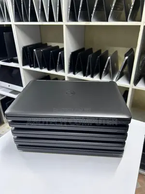 Laptop Dell Latitude E5270 4GB Intel Core i5 SSD 128GB
