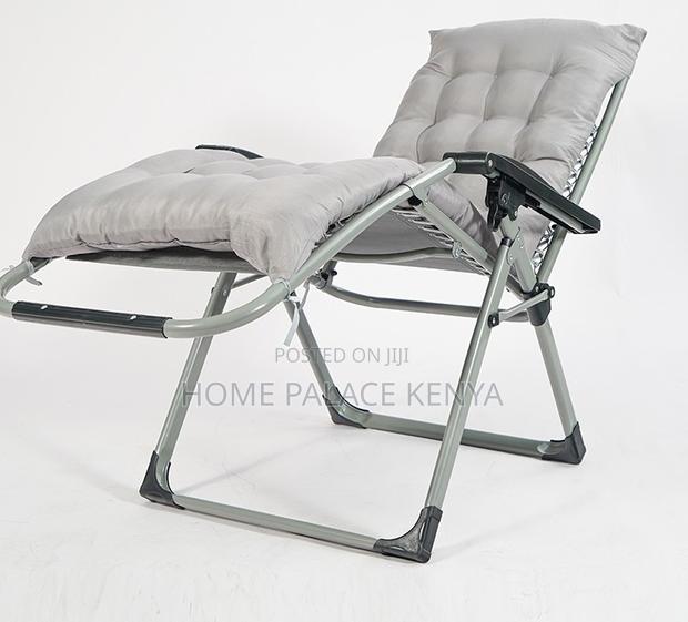 Sun Lounger: Portable Zero Gravity Lounge Chair - thumbnail 6