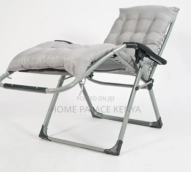 Sun Lounger: Portable Zero Gravity Lounge Chair