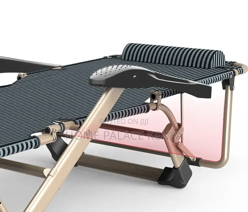 Sun Lounger: Portable Zero Gravity Lounge Chair