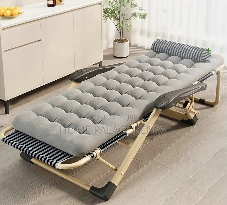 Sun Lounger: Portable Zero Gravity Lounge Chair