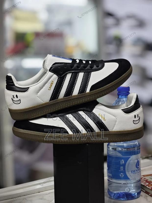 Adidass Samba Panda - main view